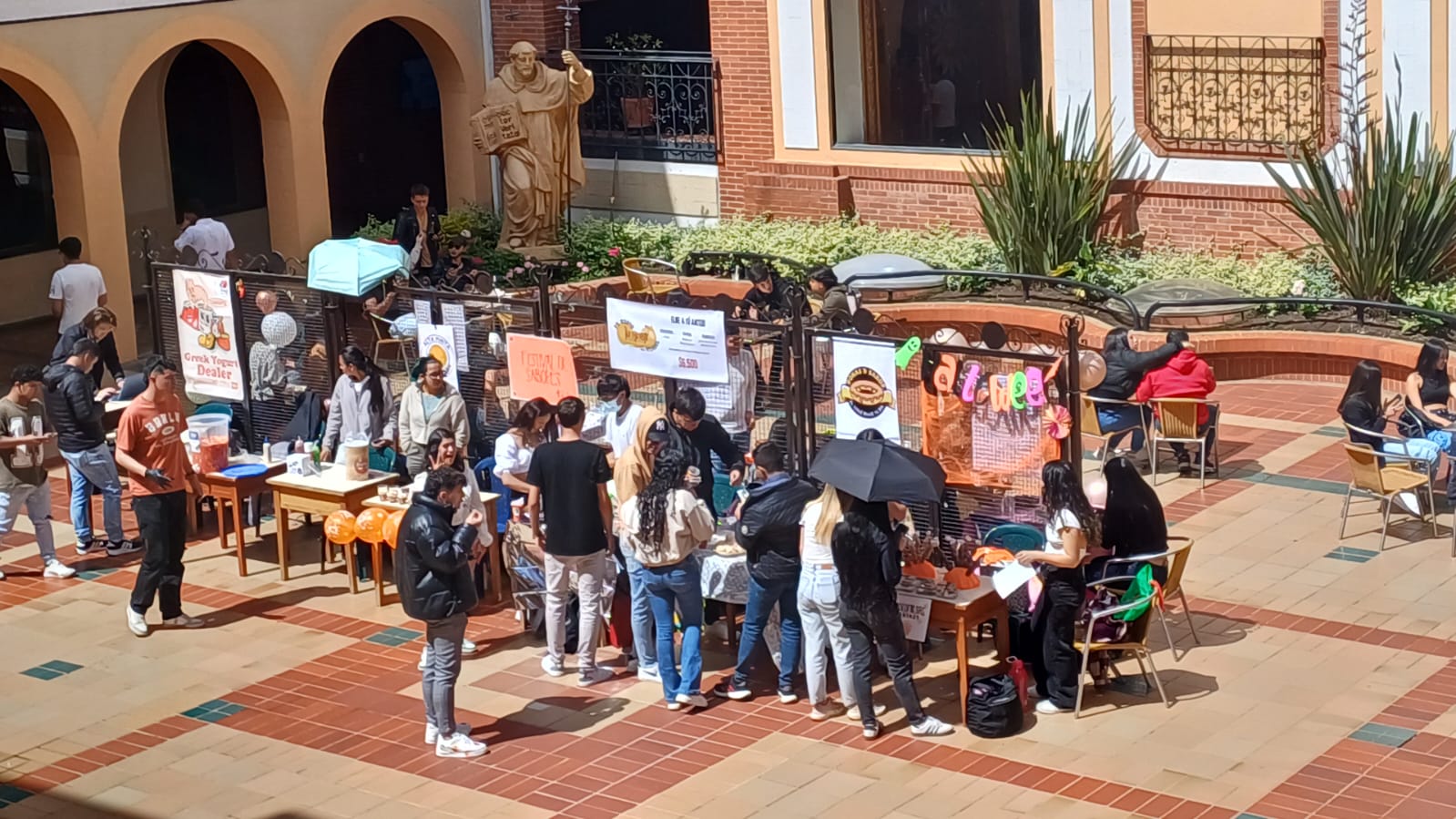 Primer desafio de emprendimiento de la facultad de cuntaduria publica 31-10-2024 (17)