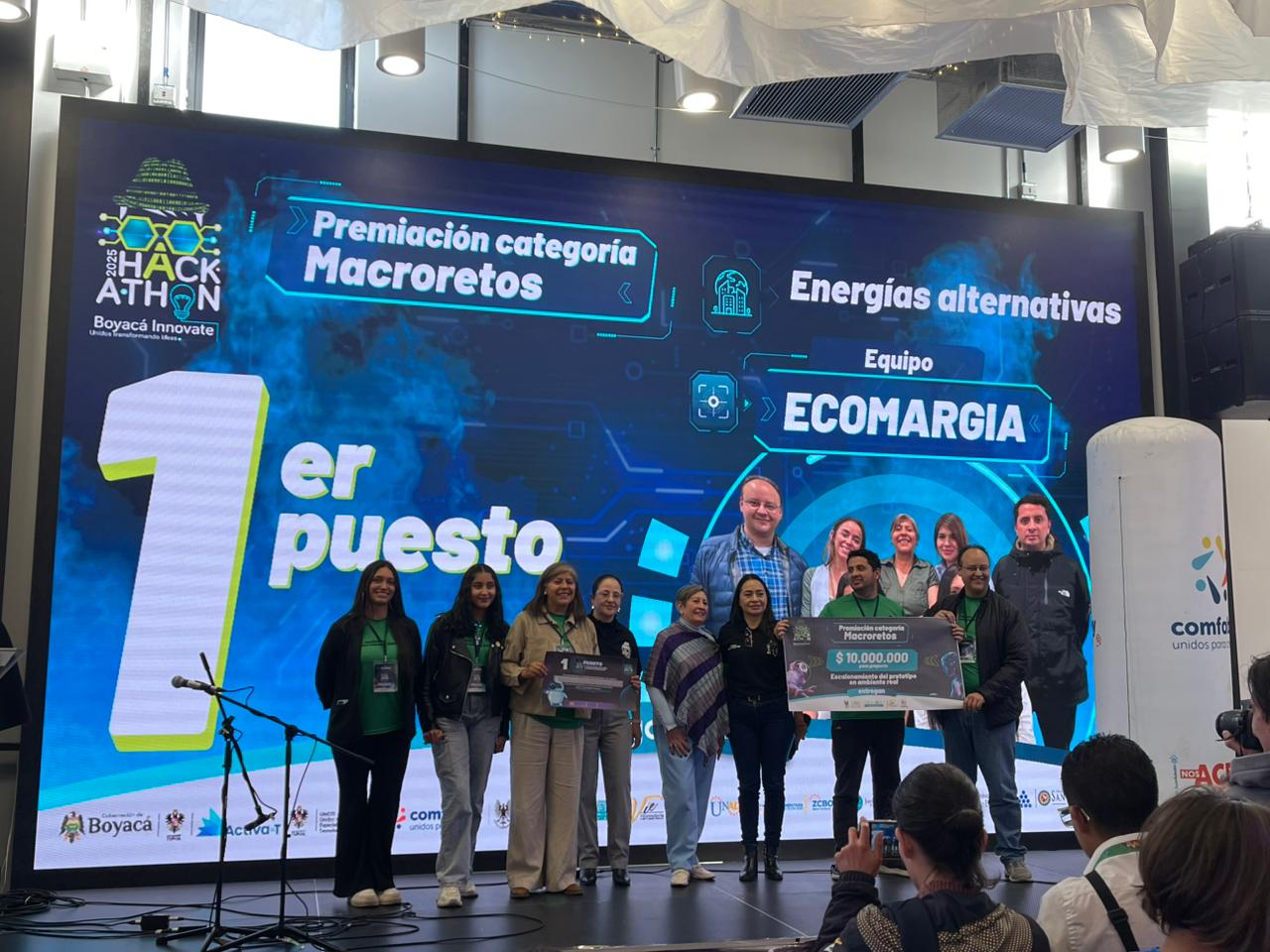 Investigadores de la USTA Tunja en la Hackathon Departamental Innovate 2025